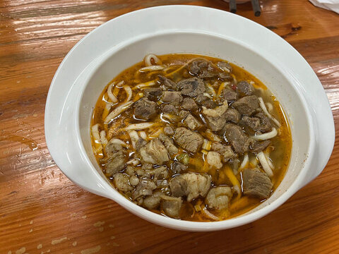 陜西米脂著名美食羊肉面