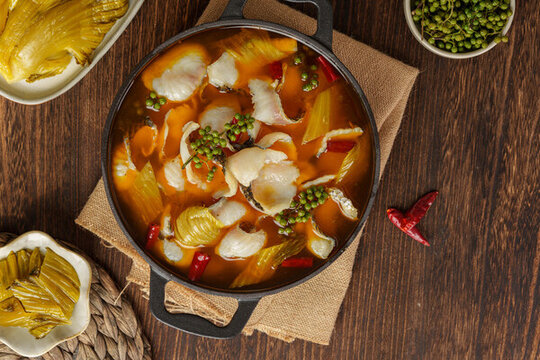 青花椒酸菜魚(yú)