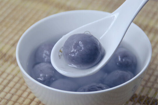 元宵湯圓