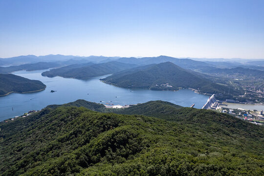 吉林市松花湖豐滿大壩秋季風光