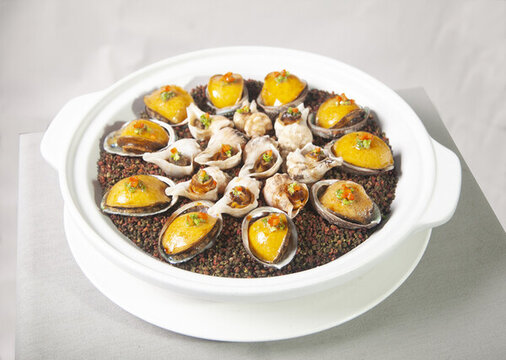 花椒焗海螺鮑魚(yú)