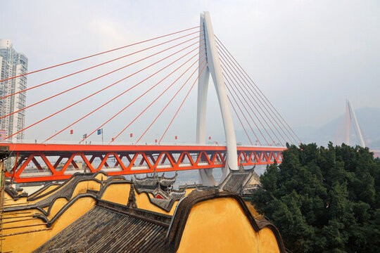 千廝門大橋與湖廣會館同框