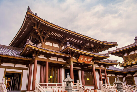 回龍寺