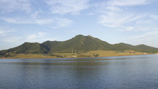 松花湖景色怡人