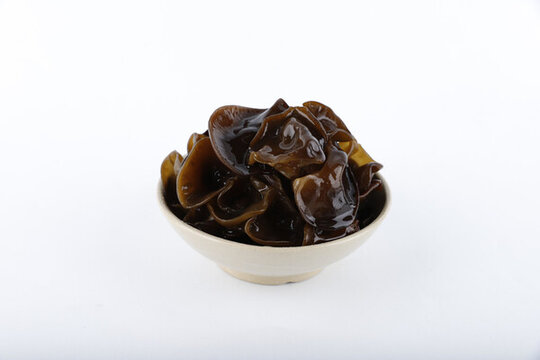 泡發(fā)黑木耳黑木耳干