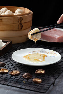 豬肉香菇小籠包