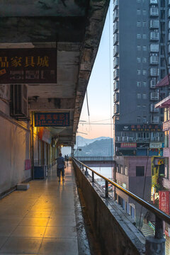 小鎮(zhèn)晨光
