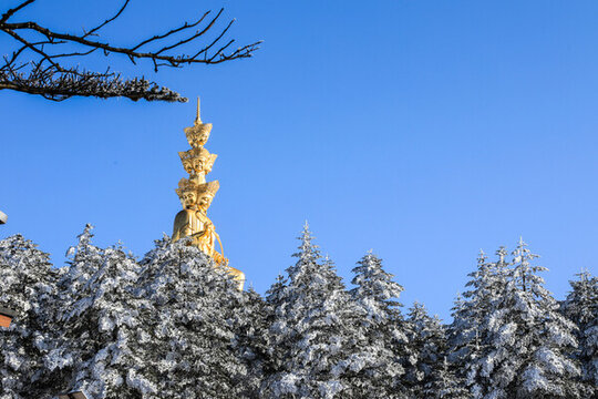 四川峨眉山金頂雪景