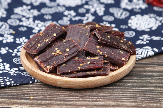牛肉干風(fēng)干牛肉牦牛肉云南特產(chǎn)