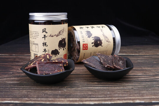 牛肉干風(fēng)干牛肉牦牛肉云南特產(chǎn)