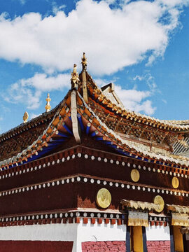 松贊林寺