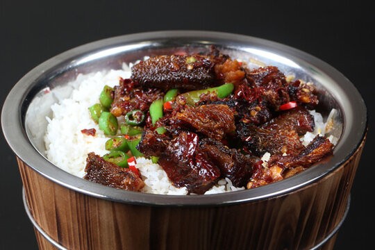 香辣魚塊飯