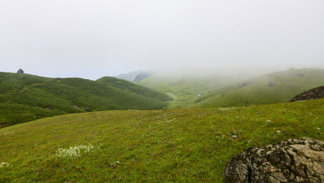 尋甸縣花石頭山昆明十峰