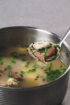 肉丸豬肝湯