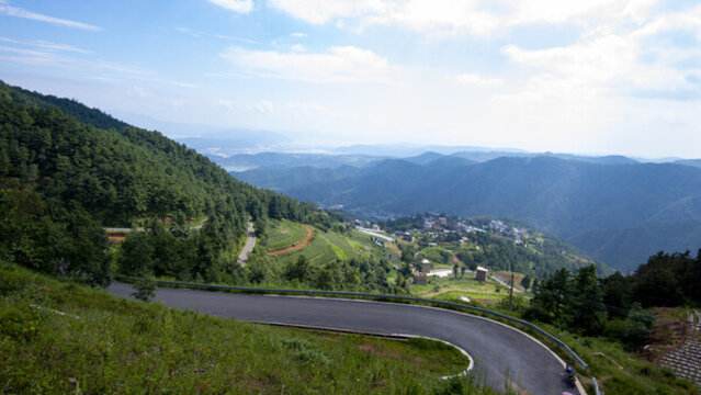 晉寧谷堆山
