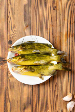 鮮黃骨魚