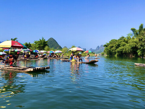 遇龍河漂流