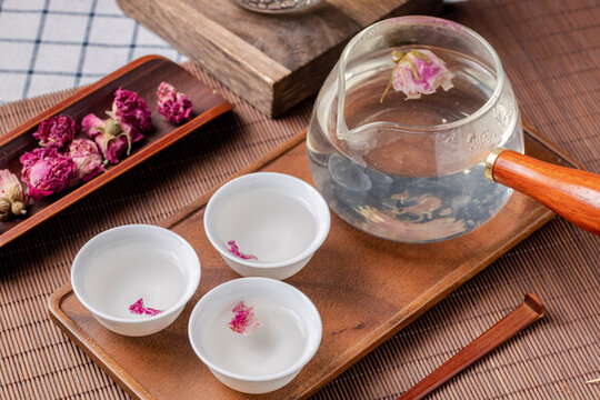 玫瑰花冠茶