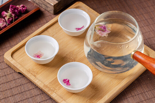 玫瑰花冠茶