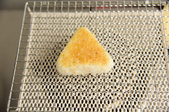 日式味噌飯團(tuán)制作過程