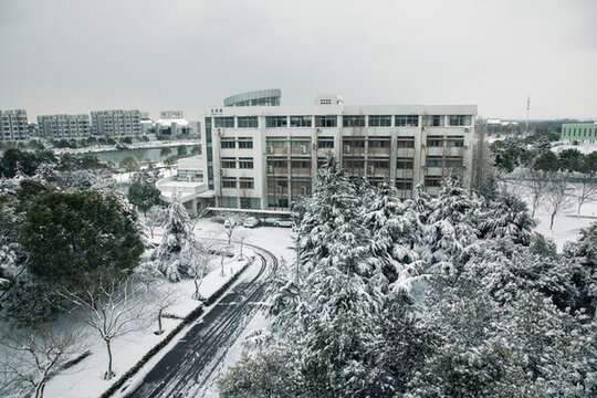 理工樓頂雪景