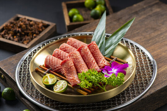 厚切牛舌