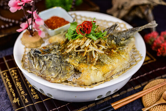 金牌手撕鱸魚