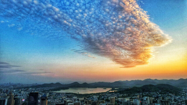杭州城市遠眺西湖天空建筑航拍