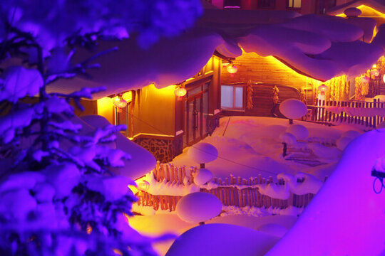 雪鄉(xiāng)夜景