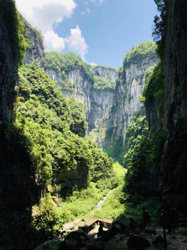 天坑地縫