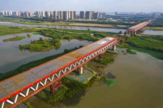 自己渭河鐵路橋