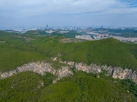 航拍濟(jì)南黑峪頂藏龍澗