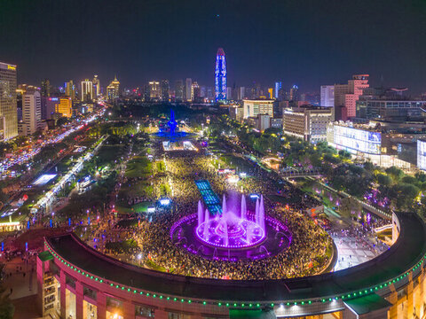 濟南泉城廣場夜景