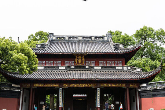 岳王廟