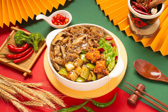 肥牛蓋飯