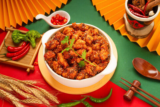 辣子雞丁蓋飯