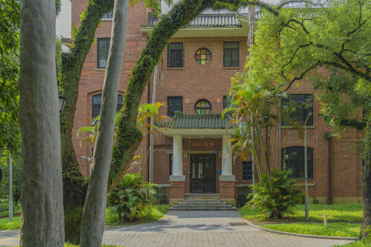 中山大學(xué)南校區(qū)