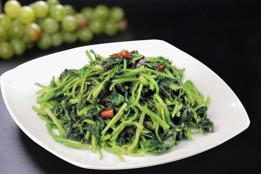 熗炒菠菜