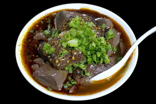 樂山蘇稽古鎮(zhèn)傳統(tǒng)燒菜血旺