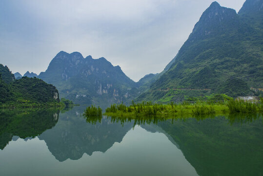 自然山水風(fēng)景倒影