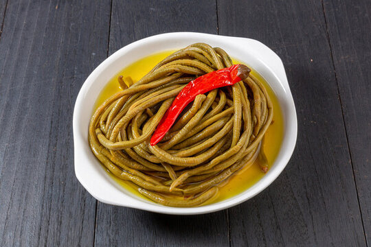 酸豆角腌豇豆
