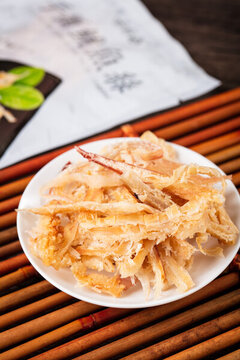 魷魚絲