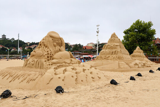 4K青岛海滩上的沙雕