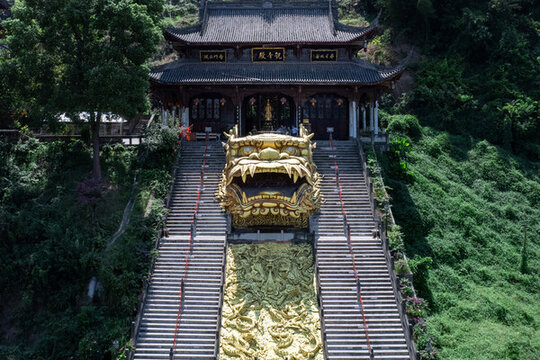 四川瀘州金龍寺