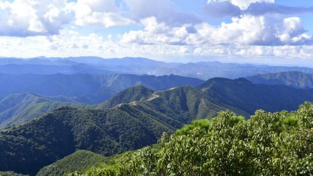 安寧黑風(fēng)山昆明十大山峰之一