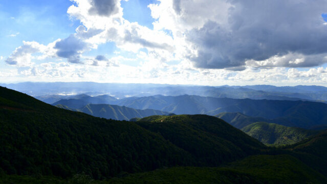 安寧黑風(fēng)山