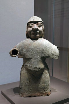 鎮(zhèn)墓武士俑