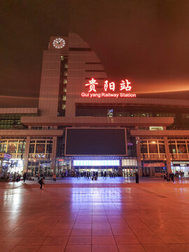 貴陽(yáng)火車站夜景
