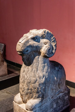 中國(guó)西安碑林博物館唐代石羊