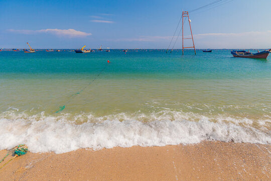 海島島嶼大海深海孤島漁船海灘
